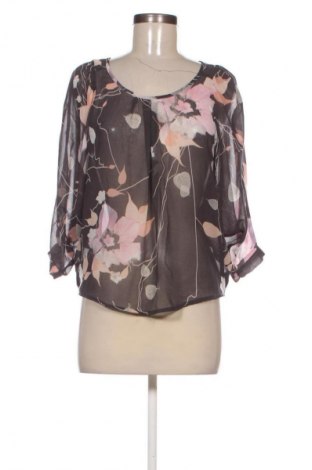 Női blúz Bershka, Méret S, Szín Sokszínű, Ár 669 Ft