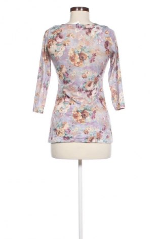 Dámská halenka F&F, Velikost S, Barva Vícebarevné, Cena  49,00 Kč