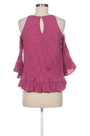 Γυναικεία μπλούζα Hollister, Μέγεθος M, Χρώμα Ρόζ , Τιμή 3,99 €