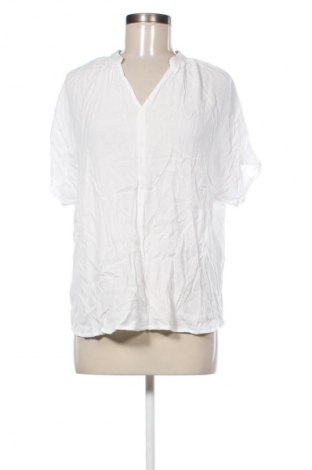 Damen Shirt Montego, Größe M, Farbe Weiß, Preis 6,99 €
