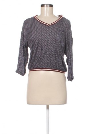 Dámská halenka Pull&Bear, Velikost M, Barva Vícebarevné, Cena  29,00 Kč