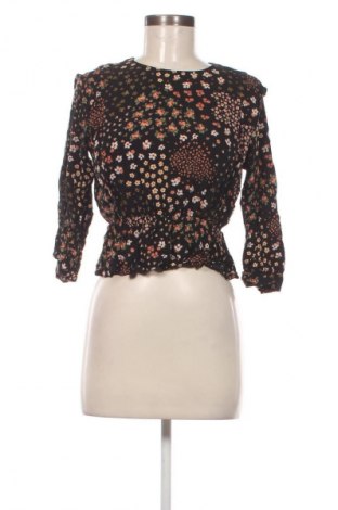 Γυναικεία μπλούζα Pull&Bear, Μέγεθος S, Χρώμα Πολύχρωμο, Τιμή 1,99 €