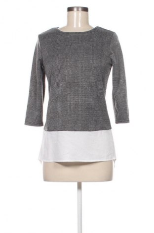 Dámská halenka Women, Velikost S, Barva Vícebarevné, Cena  49,00 Kč