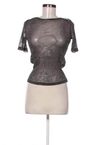Dámská halenka Zara Trafaluc, Velikost S, Barva Stříbrná, Cena  69,00 Kč