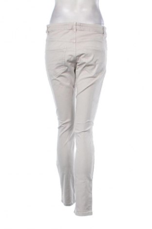 Damen Jeans H&M, Größe M, Farbe Ecru, Preis 3,99 €