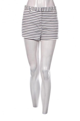Dámské kraťasy  H&M, Velikost M, Barva Vícebarevné, Cena  229,00 Kč