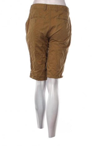 Női rövidnadrág LC Waikiki, Méret M, Szín Narancssárga
, Ár 1 259 Ft