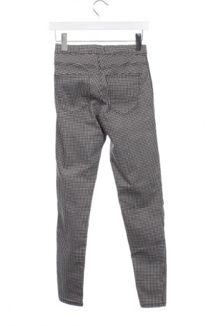 Γυναικείο παντελόνι Bershka, Μέγεθος S, Χρώμα Πολύχρωμο, Τιμή 3,99 €