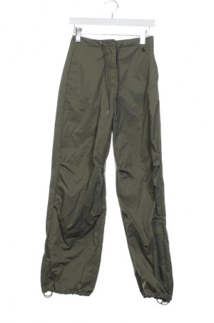 Дамски панталон Calvin Klein Jeans, Размер S, Цвят Зелен, Цена 89,47 €, #131630772