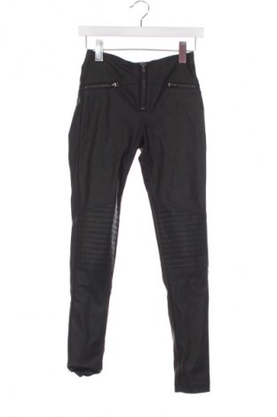 Dámské kalhoty  H&M Divided, Velikost S, Barva Černá, Cena  239,00 Kč