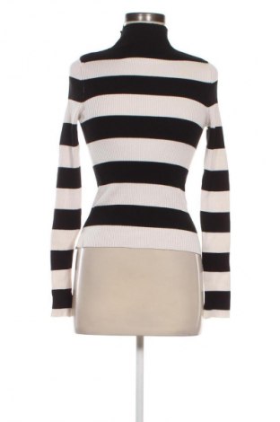 Дамски пуловер Pull&Bear, Размер M, Цвят Многоцветен, Цена 7,66 €