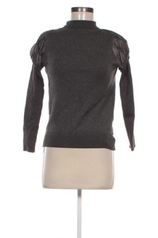 Dámský svetr Unbranded, Velikost S, Barva Šedá, Cena  319,00 Kč