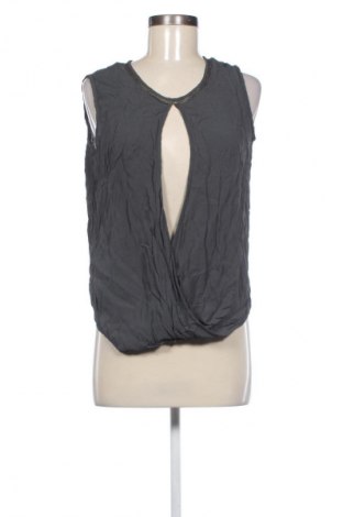 Γυναικείο τοπ Capri Collection, Μέγεθος M, Χρώμα Γκρί, Τιμή 2,99 €