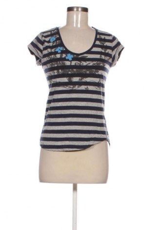 Női top Lee, Méret S, Szín Sokszínű, Ár 1 729 Ft