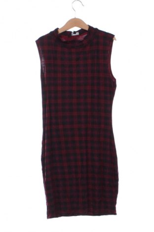 Детска рокля New Look, Размер 14-15y/ 168-170 см, Цвят Многоцветен, Цена 2,04 €