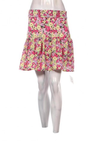 Пола - панталон Unbranded, Размер L, Цвят Многоцветен, Цена 2,04 €