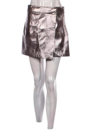 Пола - панталон Unbranded, Размер M, Цвят Лилав, Цена 2,55 €