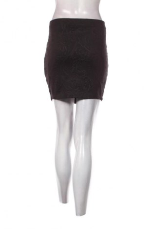 Пола Amisu, Размер M, Цвят Черен, Цена 2,04 €