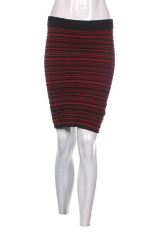 Пола Amisu, Размер M, Цвят Многоцветен, Цена 2,04 €