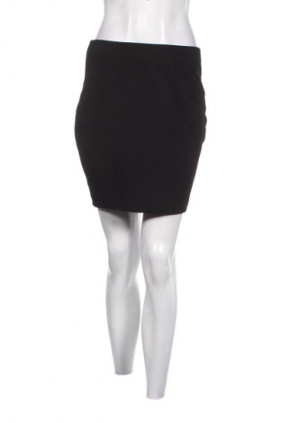 Пола Amisu, Размер M, Цвят Черен, Цена 2,04 €