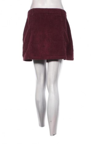 Пола Bershka, Размер M, Цвят Червен, Цена 2,04 €