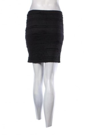 Пола Camaieu, Размер S, Цвят Черен, Цена 2,04 €