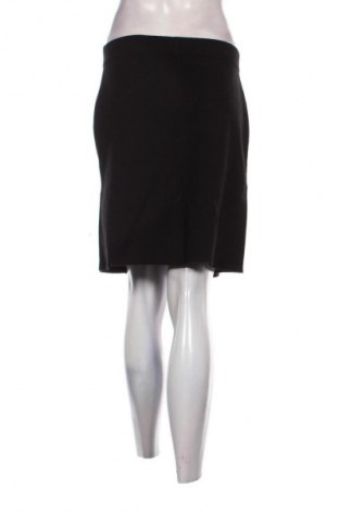 Пола Christian Berg, Размер M, Цвят Черен, Цена 3,06 €