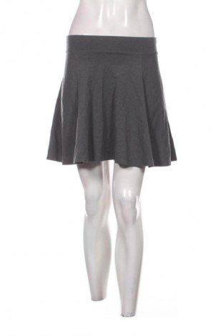 Sukně Clockhouse, Velikost XS, Barva Šedá, Cena  49,00 Kč
