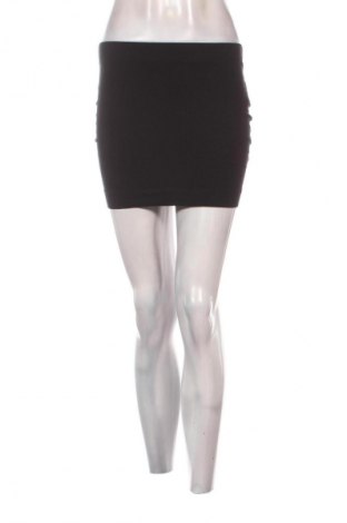 Пола Esmara, Размер S, Цвят Черен, Цена 2,04 €