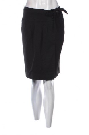 Пола Esprit, Размер S, Цвят Черен, Цена 2,55 €