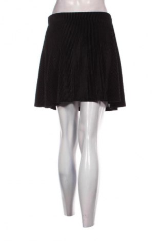 Пола Fb Sister, Размер S, Цвят Черен, Цена 2,04 €