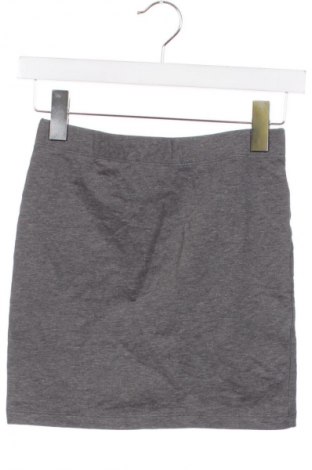 Пола Fb Sister, Размер XS, Цвят Сив, Цена 2,04 €