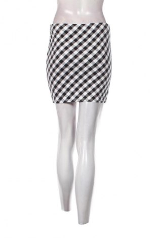 Пола Fb Sister, Размер M, Цвят Многоцветен, Цена 2,04 €