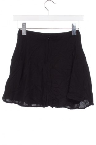 Пола Forever 21, Размер XS, Цвят Черен, Цена 2,04 €