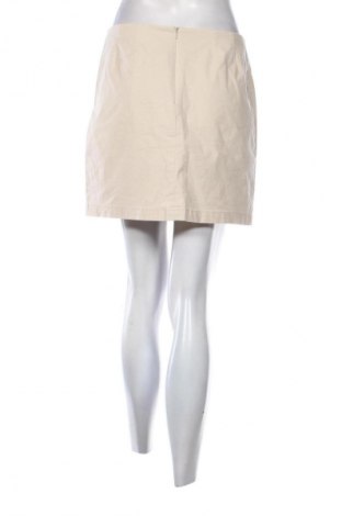 Пола Gap, Размер M, Цвят Бежов, Цена 2,04 €