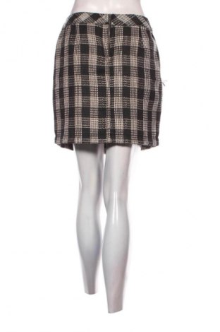 Пола Gina, Размер M, Цвят Многоцветен, Цена 2,04 €