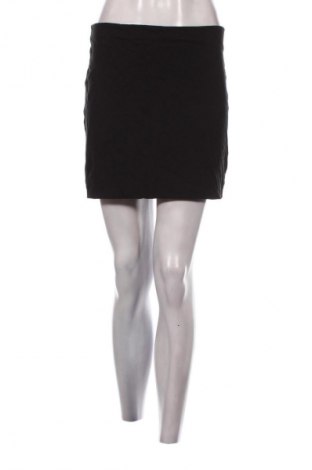 Пола H&M, Размер M, Цвят Черен, Цена 2,04 €