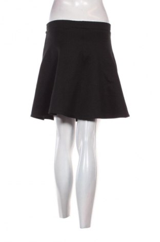 Пола H&M, Размер S, Цвят Черен, Цена 2,04 €