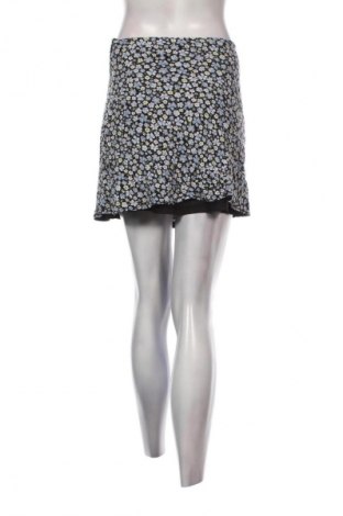 Пола H&M, Размер M, Цвят Многоцветен, Цена 2,04 €