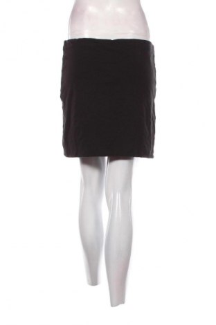 Пола H&M, Размер XL, Цвят Черен, Цена 2,04 €