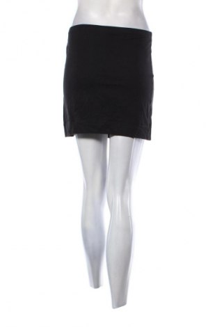 Пола H&M, Размер S, Цвят Черен, Цена 2,04 €