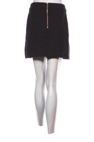 Пола H&M, Размер S, Цвят Черен, Цена 2,04 €