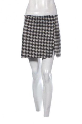 Пола H&M, Размер S, Цвят Многоцветен, Цена 2,04 €