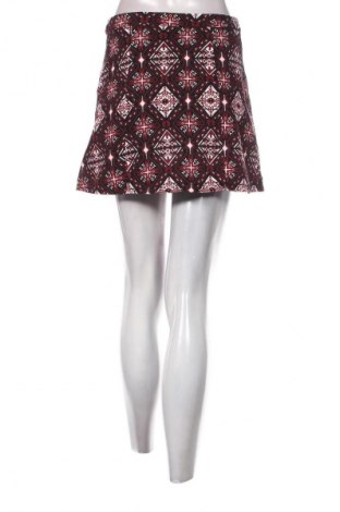 Пола H&M Divided, Размер S, Цвят Многоцветен, Цена 2,04 €