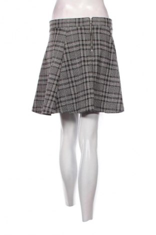 Пола H&M Divided, Размер S, Цвят Многоцветен, Цена 2,04 €