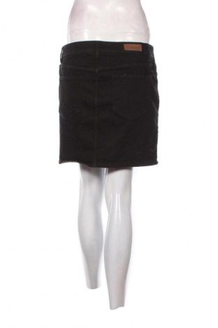 Пола H&M L.O.G.G., Размер M, Цвят Черен, Цена 2,04 €