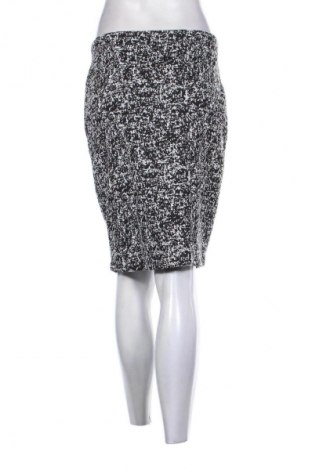 Пола Hema, Размер S, Цвят Многоцветен, Цена 2,04 €