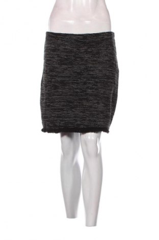 Пола Hema, Размер M, Цвят Многоцветен, Цена 2,04 €