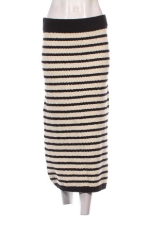 Пола Jake*s, Размер M, Цвят Многоцветен, Цена 3,57 €