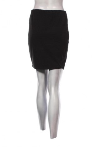 Пола Janina, Размер M, Цвят Черен, Цена 2,04 €